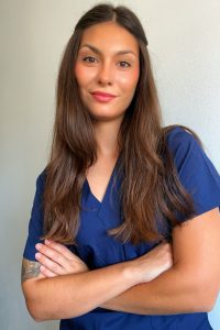Andrea Tranca García nutricionista canina de RealNutriPet. Nutricionista especializada en alimentación natural para perros sanos y perros con patologías. Prevención de patologías. Prevención de enfermedades.